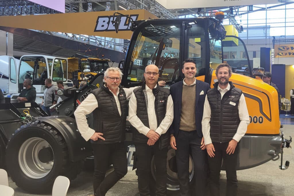 TOBROCO-GIANT wint rechtszaak tegen Chinese fabrikant tijdens BAUMA 2025