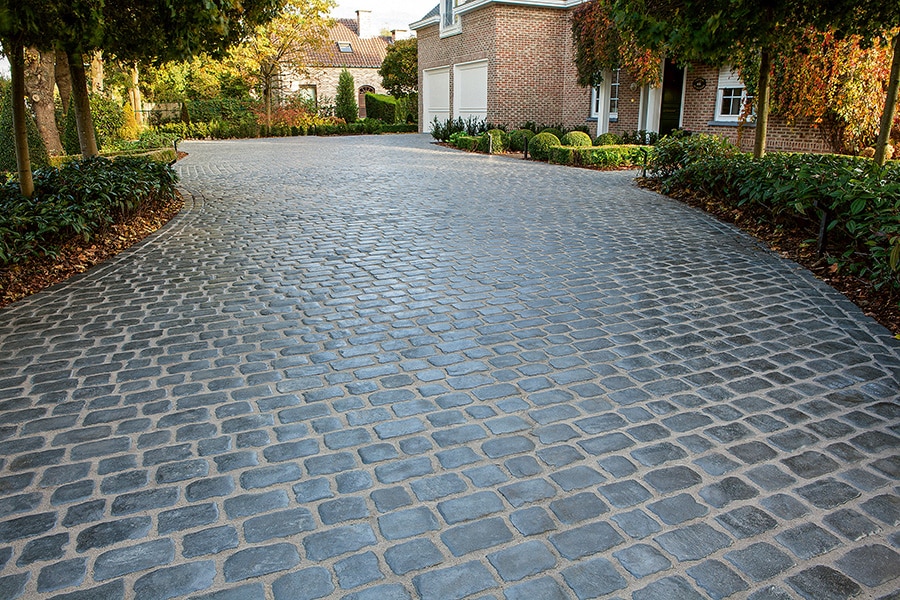 Zowel de Courtstones hier op de foto als de Plazza zijn niet kopie