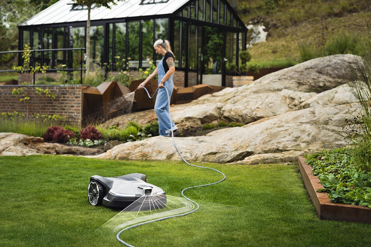 Husqvarna introduceert vier nieuwe Automowers® NERA met ingebouwde AI Vision technologie 4