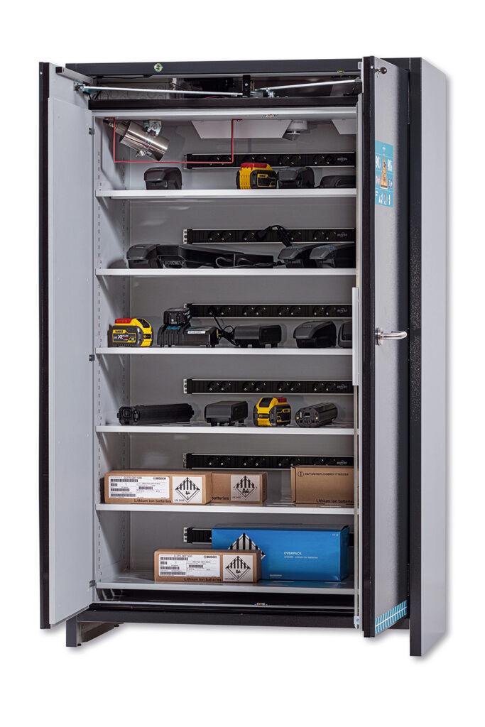 ‘Een lithium-ion batterij kan uit zichzelf ontbranden en vormt daarmee een gevaar voor je werkplaats of schuur’ 3