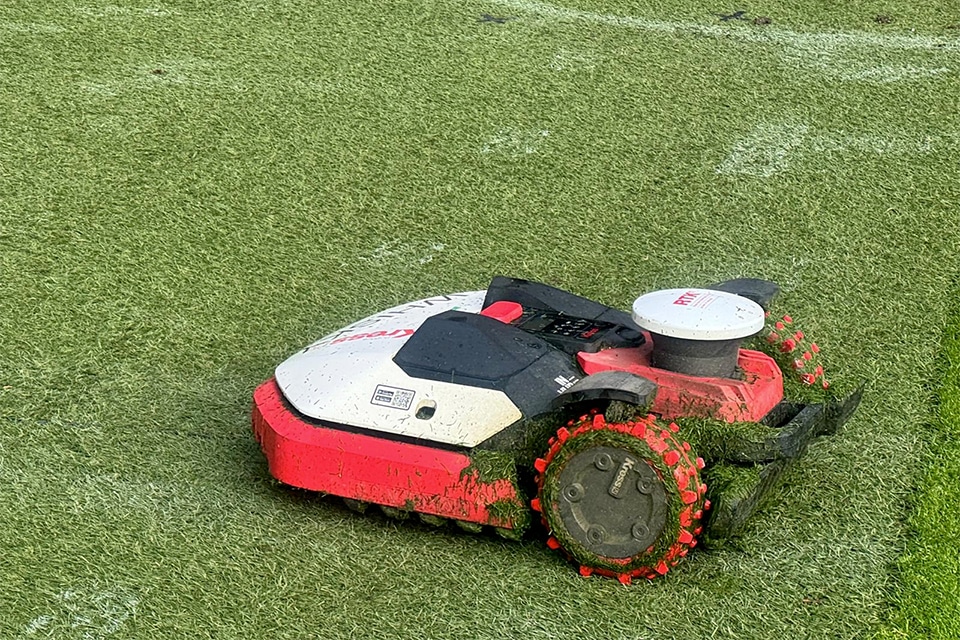 Sportvelden onderhouden makkelijker dan ooit 1