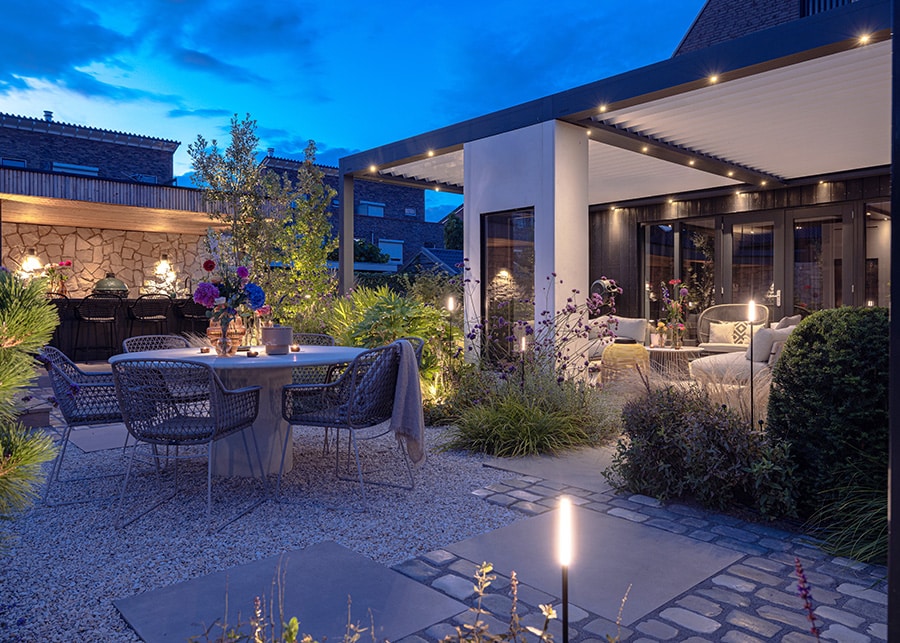 Magie in de tuin met slimme verlichting 8