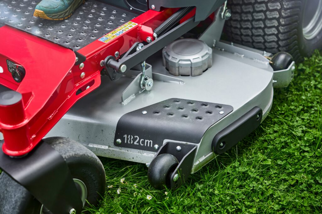 Cramer Optimus Z zero-turn maaiers: tot 100.000 m² maaien op één acculading  1