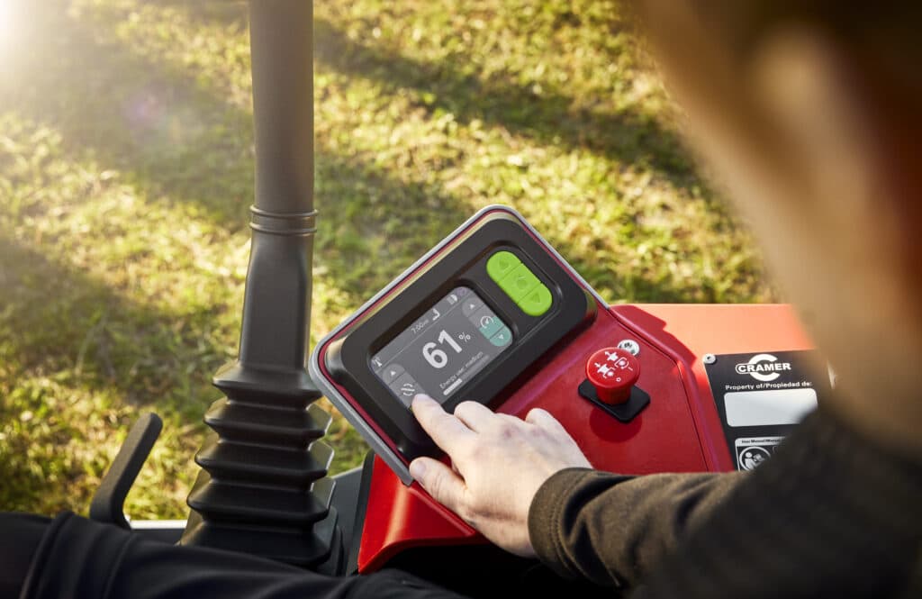 Cramer Optimus Z zero-turn maaiers: tot 100.000 m² maaien op één acculading  5
