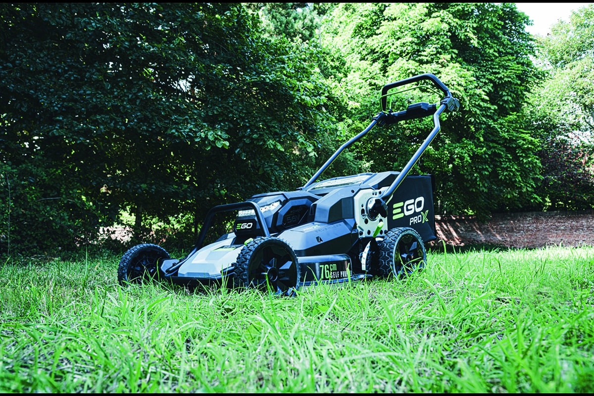 EGO introduceert grootste professionele zelfaangedreven maaier tot nu toe 1