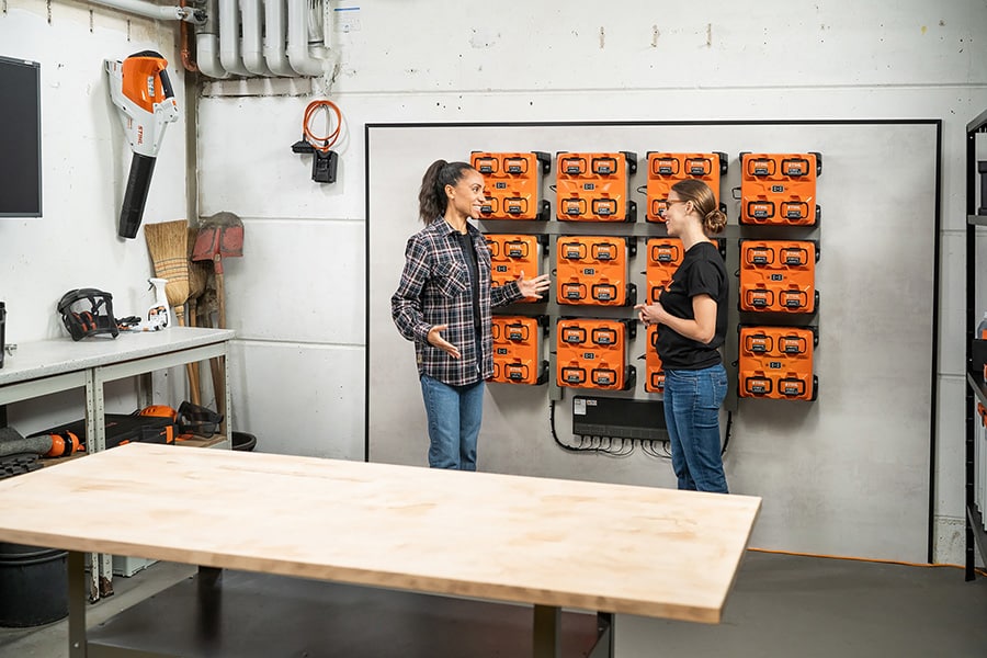 Binnen twaalf minuten twee accu's opladen 2